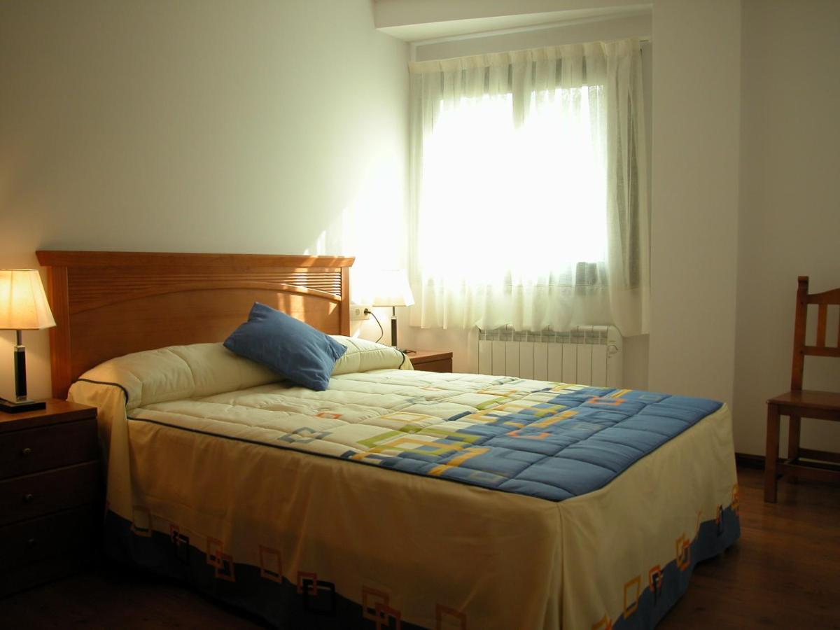 Apartamentos Estop Sahun Cameră foto